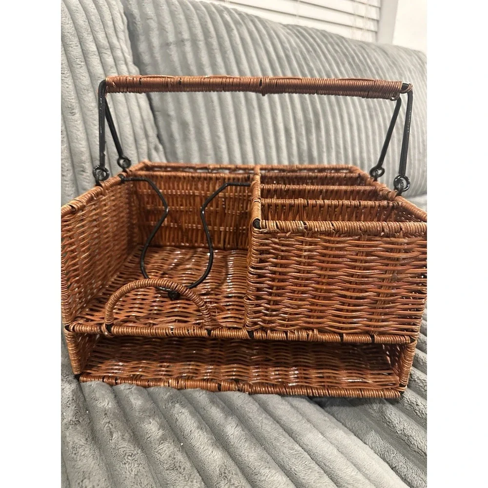 The Unbranded Brand vintage wicker